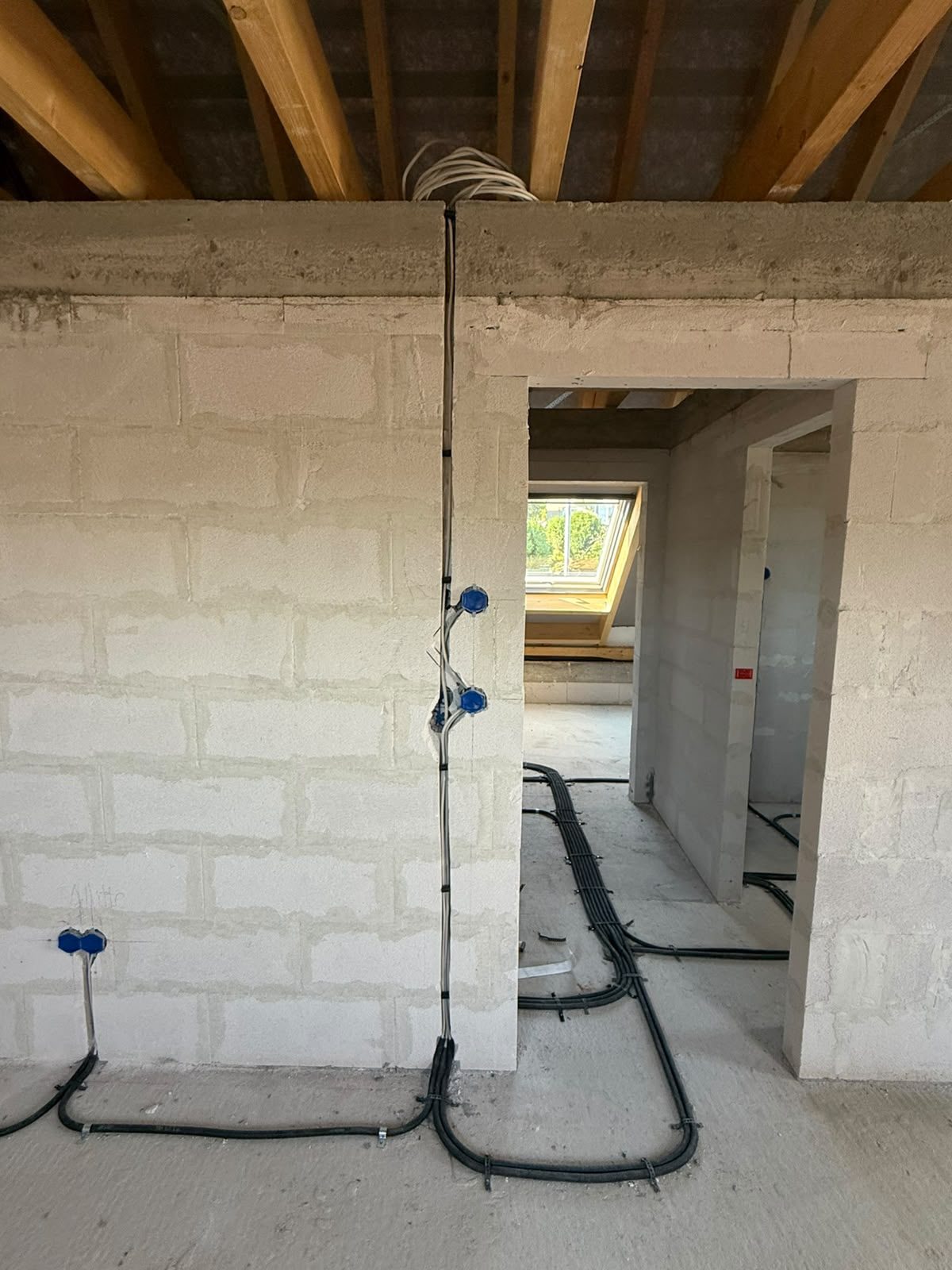 Elektroinstallation im Rohbau – echte Arbeit von HD Elektroworld
